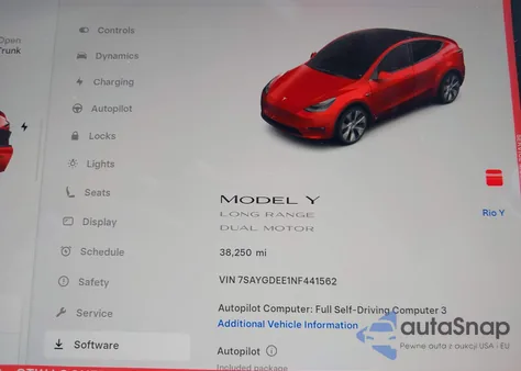 2022 Tesla Model Y Long Range Dual Motor All-Wheel Drive z USA, uszkodzony, nr VIN 7SAYGDEE1NF441562
